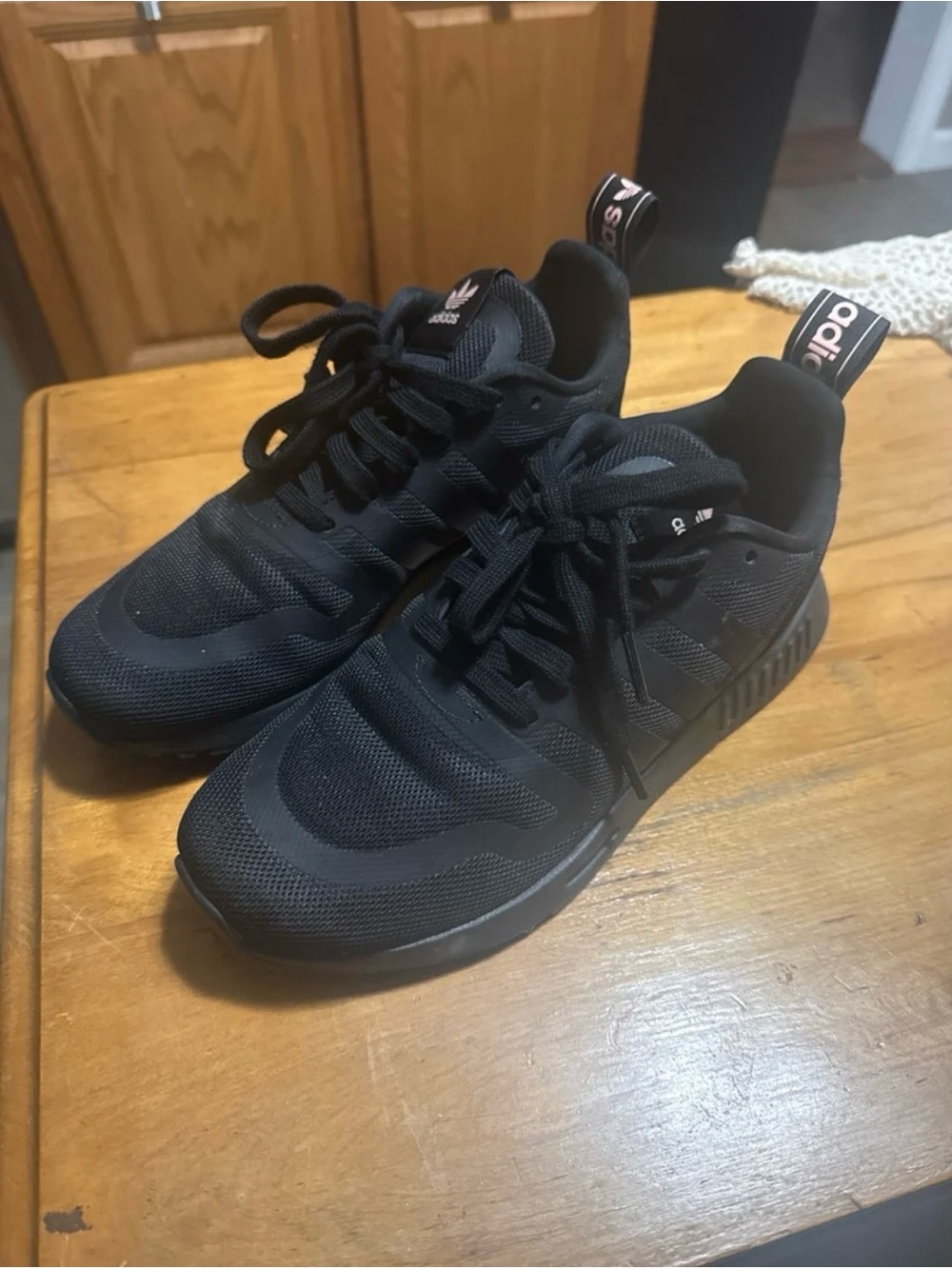 adidas Women’s Black Mesh Casual Sneakers